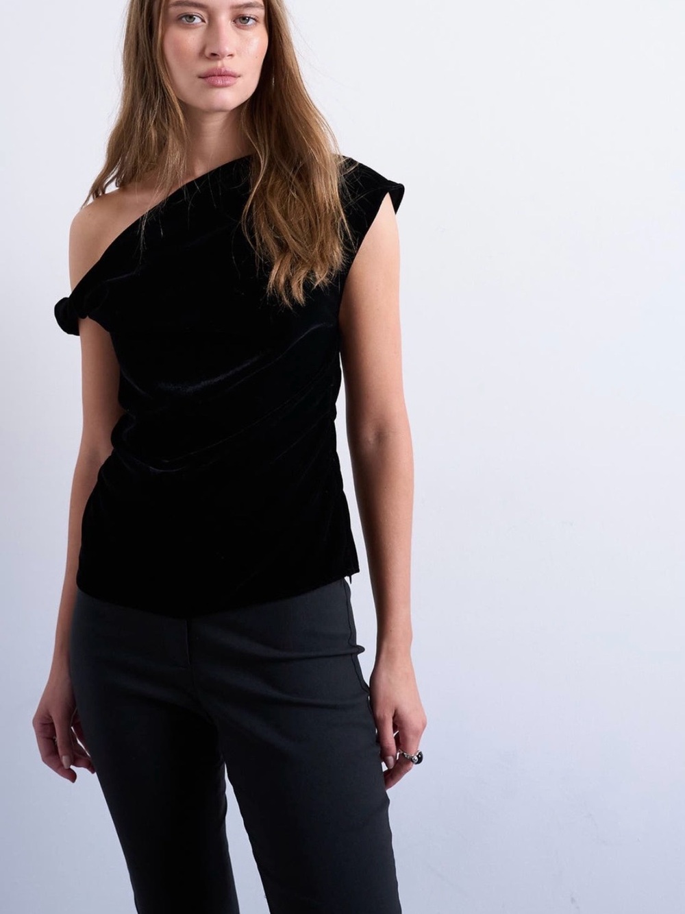 Topshop | Black Twist One-Shoulder Velvet Tank NWT